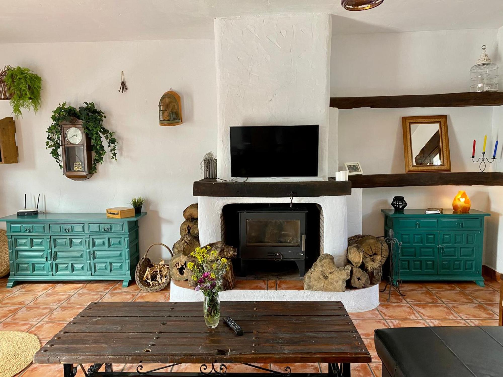 El Cielo, Cortijo En El Corazon De Montanas Villa *