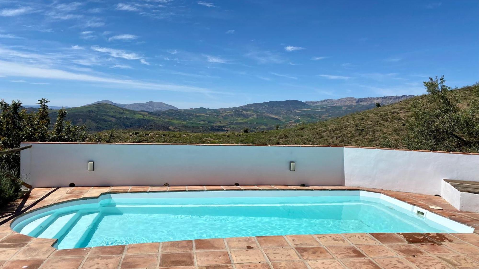 El Cielo, Cortijo En El Corazon De Montanas *