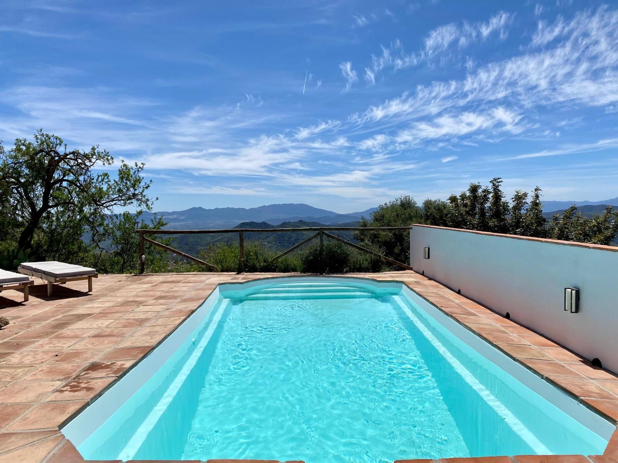 El Cielo, Cortijo En El Corazon De Montanas Villa *